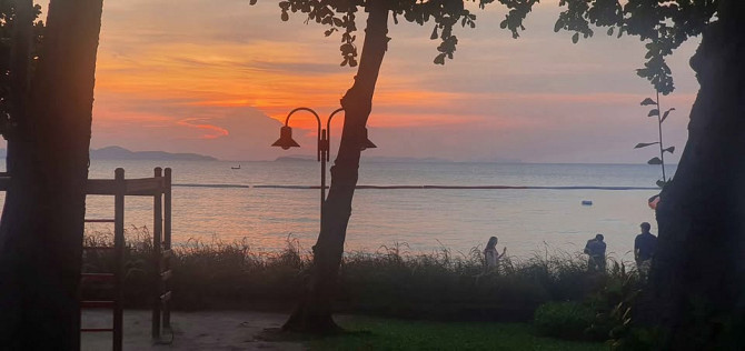 Beachfront Studio Condo for Rent in Pattaya Pattaya - photo 3