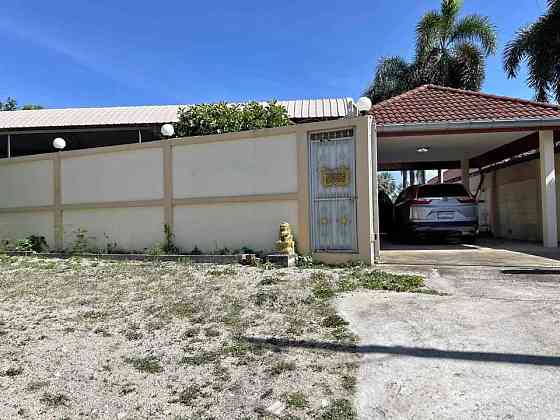 3 Bed Pool Villa for Rent near Motorway Pattaya