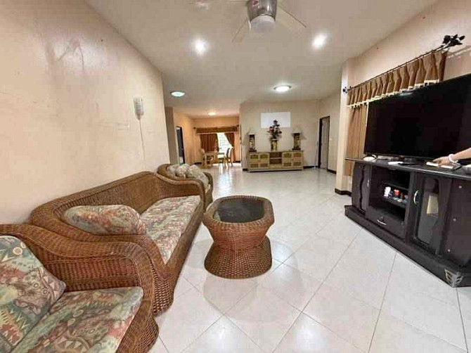 3 Bedroom Pool Villa for Rent in Pattaya Pattaya - photo 1