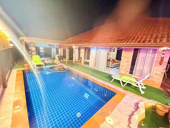 5 Bedroom Pool Villa for Rent in Central Pattaya Pattaya