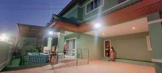4 Bedroom Pool Villa for Rent in Pattaya Pattaya