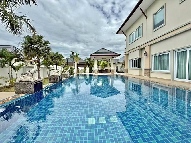 4 Bedroom Pool Villa for Rent in Huay Yai Pattaya - photo 1