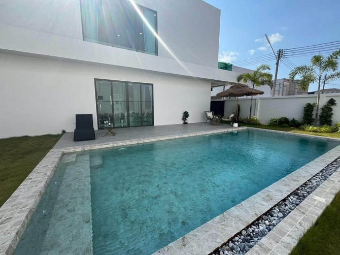 6 Bedroom Pool Villa for Rent in Pattaya Pattaya - photo 2