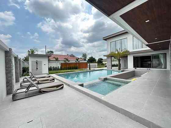 7 Bedroom Pool Villa for Rent in Huay Yai พัทยา