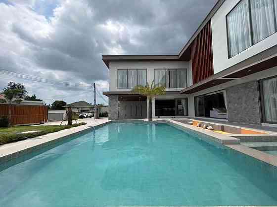 7 Bedroom Pool Villa for Rent in Huay Yai พัทยา