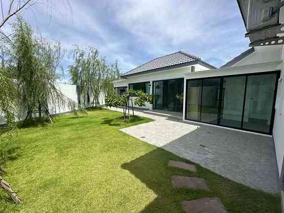 6 Bedroom Pool Villa for Rent in East Pattaya Паттая