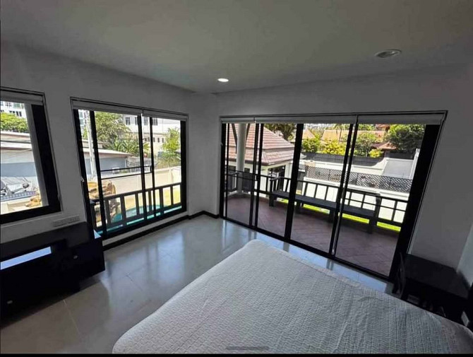 4 Bedroom Pool Villa for Rent in Pratumnak Pattaya - photo 8