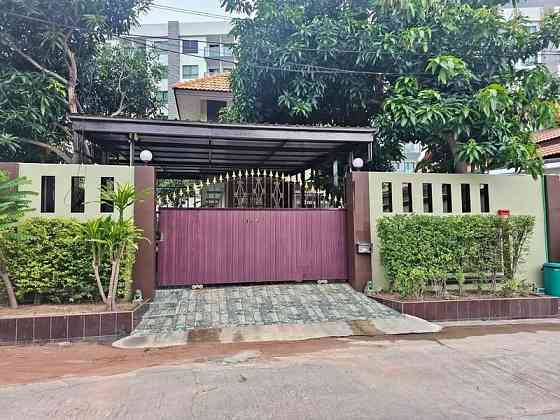 3 Bedroom Pool Villa for Rent in Thappraya Паттая