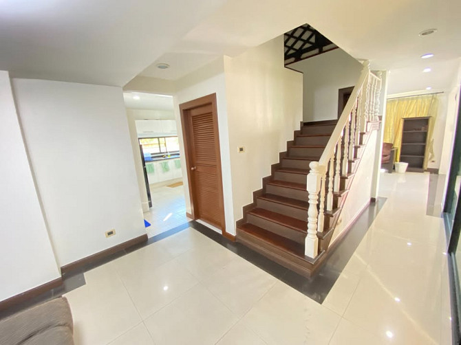 5 Bedroom Pool Villa for Rent in North Pattaya Pattaya - photo 8
