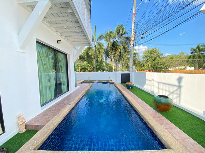 5 Bedroom Pool Villa for Rent in North Pattaya Pattaya - photo 2