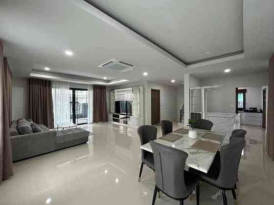 3 Bedroom Pool Villa for Rent in Pattaya Pattaya
