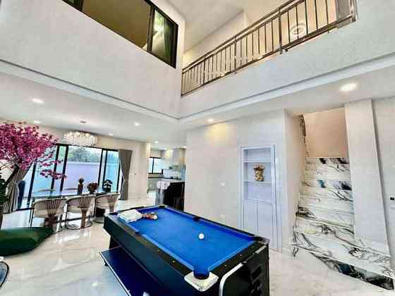 6 Bedroom Pool Villa for Rent in Nong Prue Pattaya
