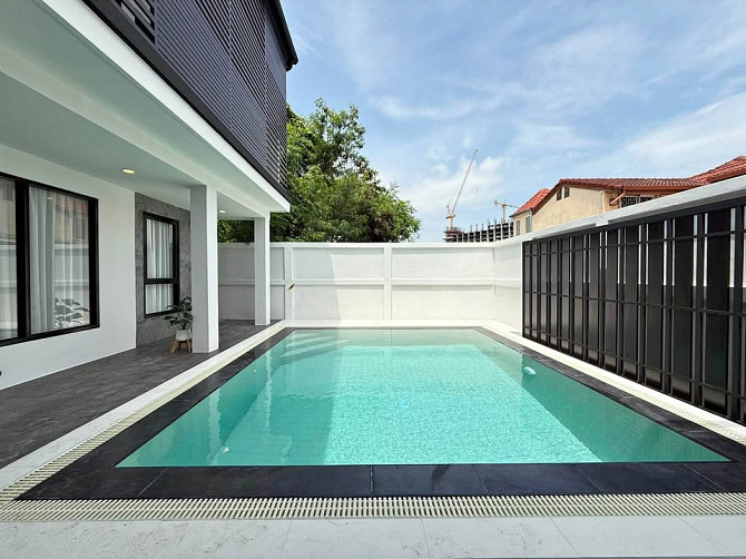 6 Bedroom Pool Villa for Rent with Business Potential Pattaya - photo 1