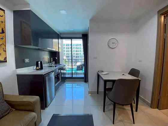 1 Bedroom Condo for Rent with Pool View พัทยา