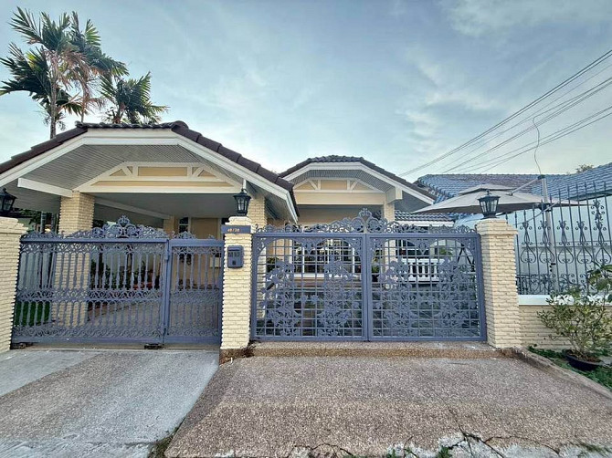 4 Bedroom Pool Villa for Rent in Ban Seanschai Pattaya - photo 1