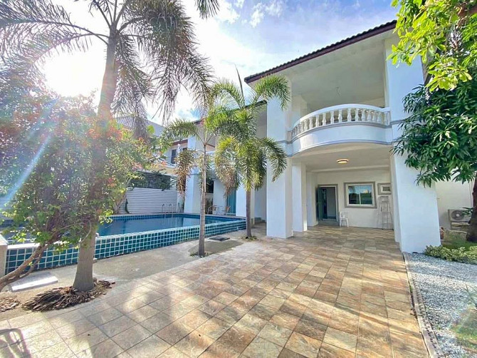 5 Bedroom Pool Villa for Rent in Sukhumvit Pattaya - photo 1