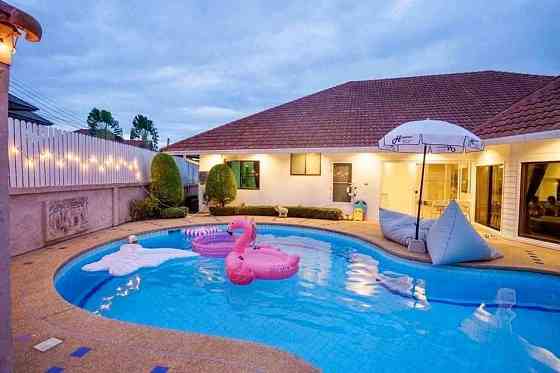 4 Bedroom Pool Villa for Rent in Pattaya Pattaya