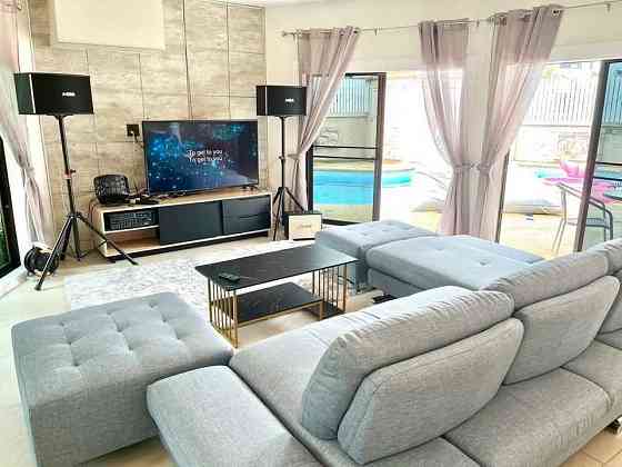 4 Bedroom Pool Villa for Rent in Pattaya Pattaya