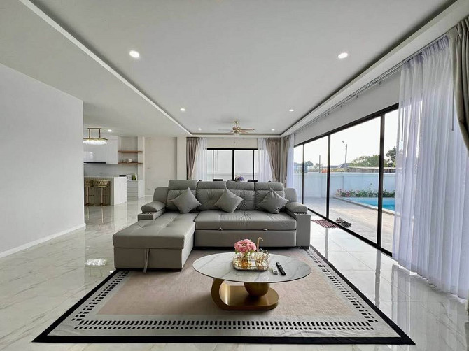 4 Bedroom Pool Villa for Rent in Pattaya Pattaya - photo 3