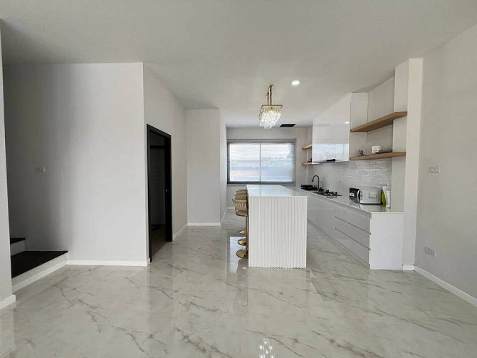 4 Bedroom Pool Villa for Rent in Pattaya Pattaya - photo 6