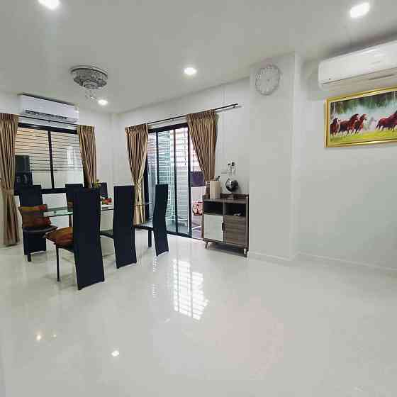 3 Bedroom Pool Villa for Rent in Nongprue Паттая