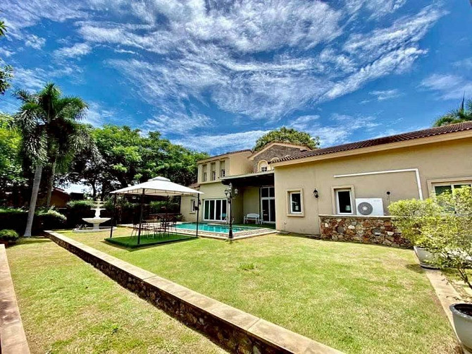 3 Bedroom Pool Villa for Rent in Pattaya Pattaya - photo 1