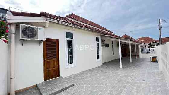 4 Bedroom Pool Villa for Rent in East Pattaya Паттая