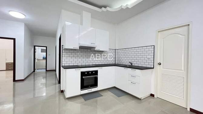 4 Bedroom Pool Villa for Rent in East Pattaya Pattaya - photo 2