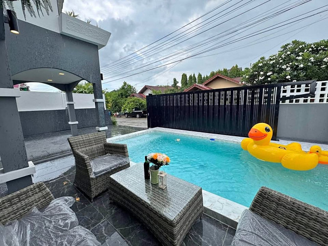 5 Bedroom Pool Villa for Rent in Fanthip Village Pattaya - photo 1