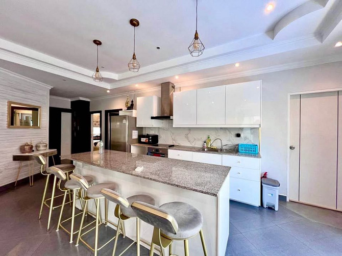 4 Bedroom Pool Villa for Rent in Pattaya Pattaya - photo 4