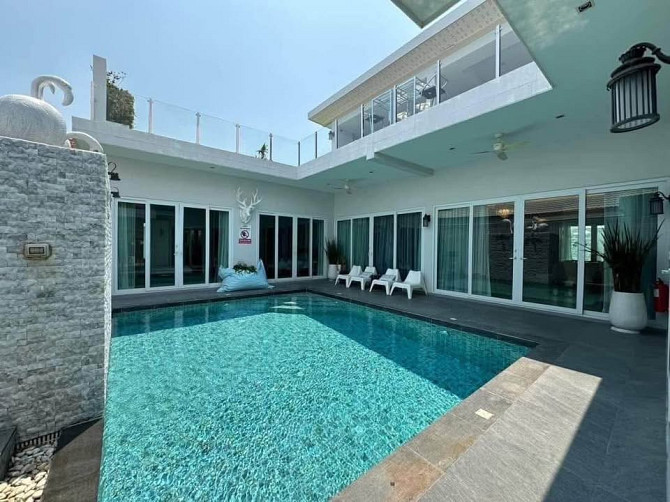 5 Bedroom Pool Villa for Rent in Jomtien Pattaya - photo 2