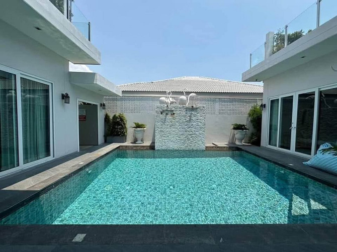 5 Bedroom Pool Villa for Rent in Jomtien Pattaya - photo 4