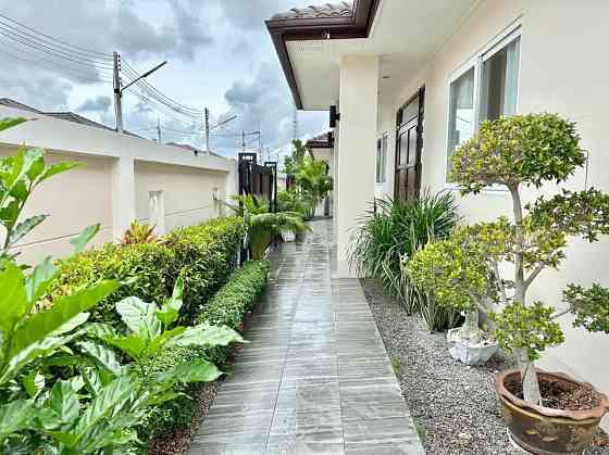 6 Bedroom Pool Villa for Rent in Huai Yai Pattaya