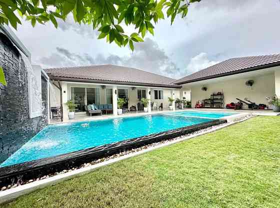 6 Bedroom Pool Villa for Rent in Huai Yai Pattaya