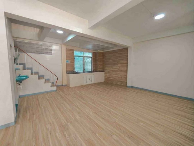 Maison de ville de 3 chambres à louer à Sriracha Pattaya - photo 2