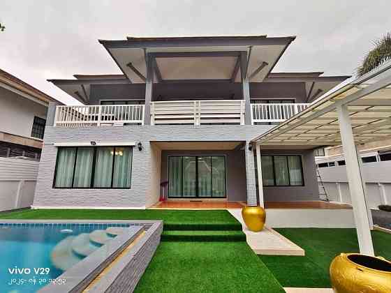 4 Bedroom Pool Villa for Rent in North Pattaya Pattaya