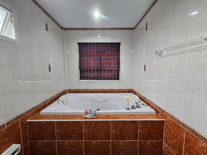 4 Bed Pool Villa for Rent in East Pattaya Pattaya - photo 8