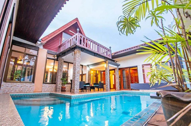 4 Bedroom Pool Villa for Rent in Pratumnak Pattaya - photo 1