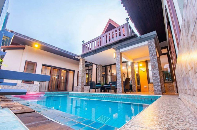 4 Bedroom Pool Villa for Rent in Pratumnak Pattaya - photo 2