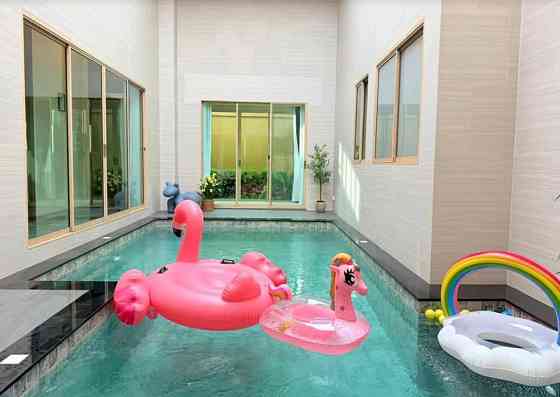 4 Bedroom Pool Villa for Rent in Pattaya Pattaya
