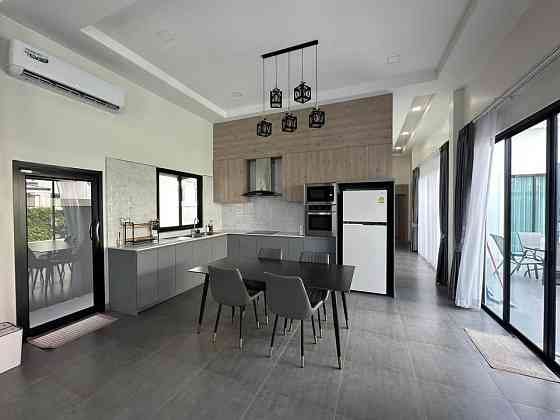 3 Bedroom Pool Villa for Rent in Pattaya Pattaya