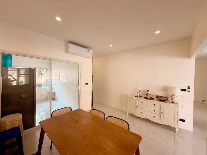 4 Bedroom Pool Villa for Rent in Na Jomtien Pattaya - photo 8