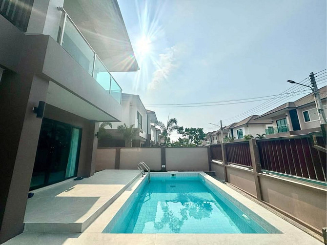 4 Bedroom Pool Villa for Rent in Huay Yai Pattaya - photo 1