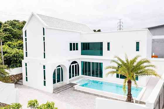 4 Bedroom Pool Villa for Rent in Kohtalo Pattaya