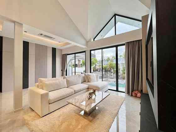 4 Bedroom Pool Villa for Rent in Jomtien Паттая