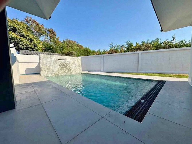 4 Bedroom Pool Villa for Rent Seaside Pattaya - photo 1
