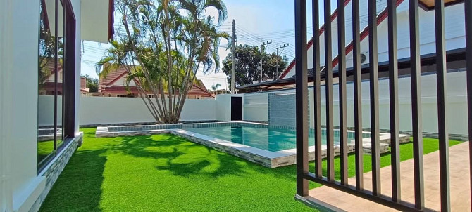 3 Bedroom Pool Villa for Rent in Pattaya Pattaya - photo 1