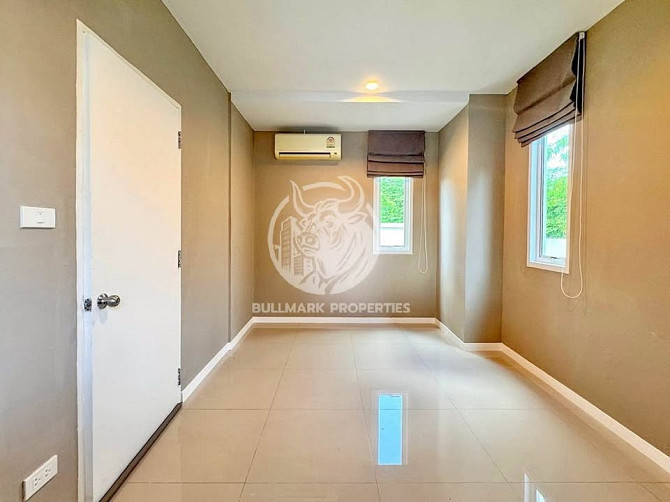 3 Bedroom Pool Villa for Rent in East Pattaya Pattaya - photo 14