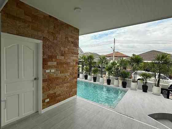4 Bedroom Pool Villa for Rent in Central Park Hillside Pattaya