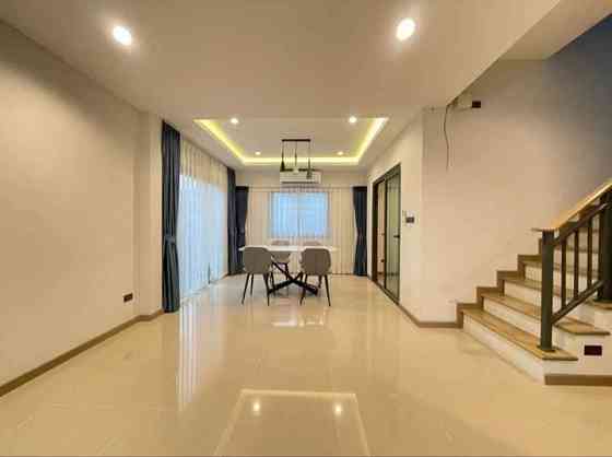 3 Bedroom Single House for Rent in Patta Pattaya